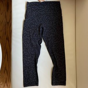 Lululemon cropped leggings